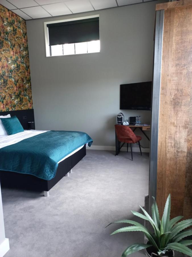 Boutique Hotel De Oude Veste Hellevoetsluis Esterno foto