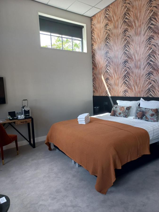 Boutique Hotel De Oude Veste Hellevoetsluis Esterno foto