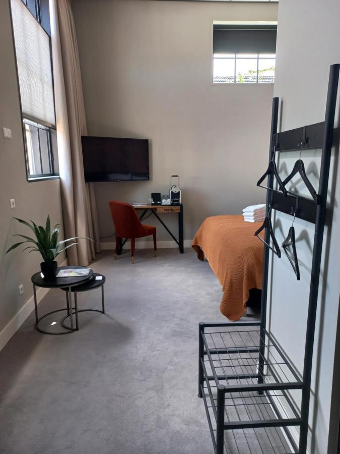 Boutique Hotel De Oude Veste Hellevoetsluis Esterno foto