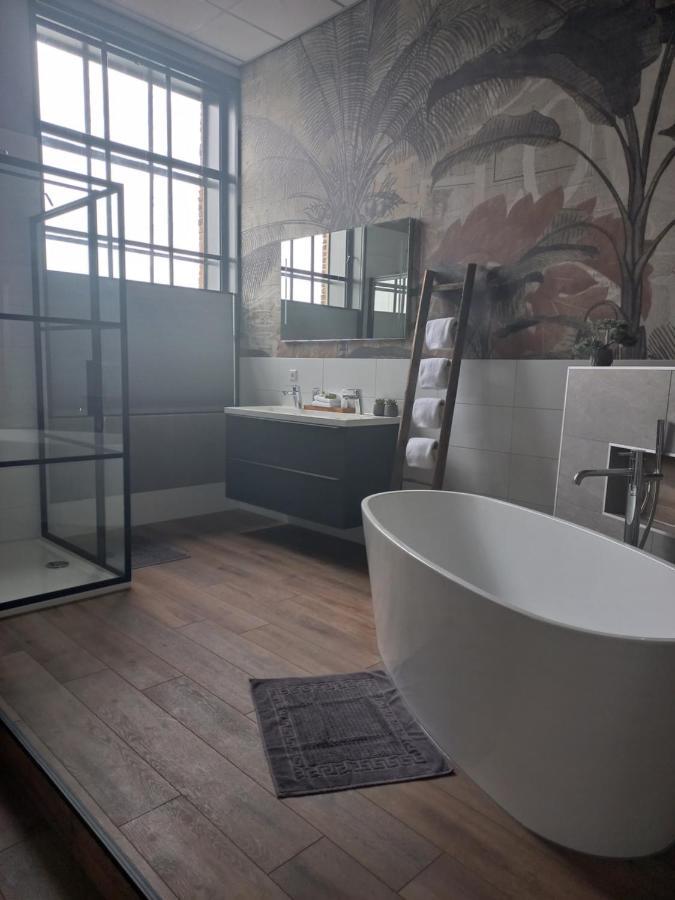 Boutique Hotel De Oude Veste Hellevoetsluis Esterno foto