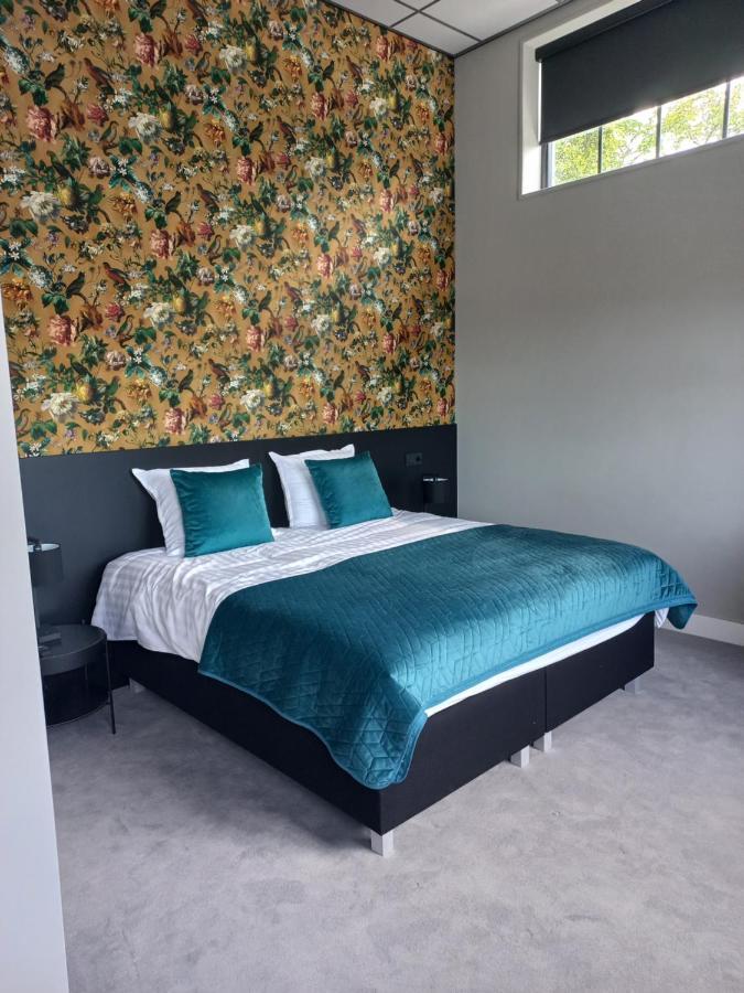 Boutique Hotel De Oude Veste Hellevoetsluis Esterno foto